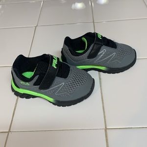 5T Fila slip on velcro closure boys sneakers. Grey/black/neon green. Like new